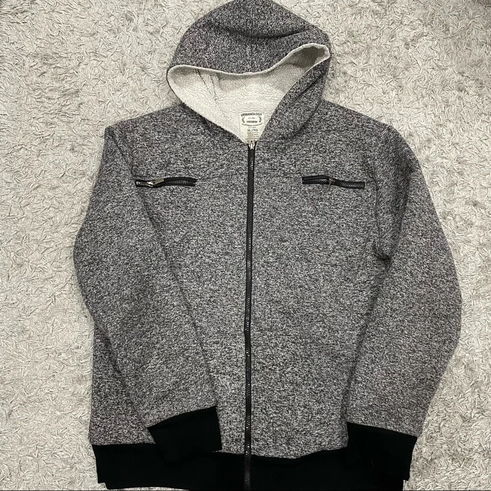 Sweater - Picture 1 of 5